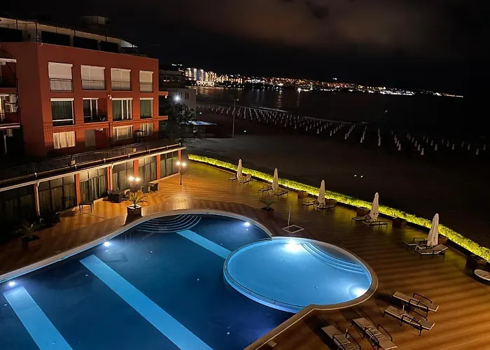 מלון Heaven סאני ביץ'