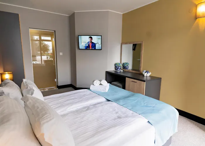 Heaven סאני ביץ'